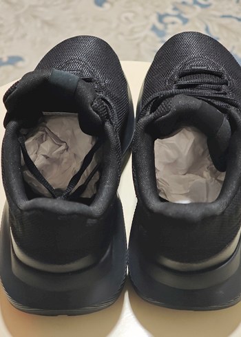 Erkek Siyah Street Wear Spor Ayakkabı under armaur - Görsel 3