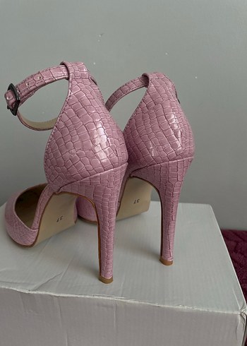 Pembe Yılan Desenli Stiletto Topuklu Kadın Ayakkabı - Görsel 3
