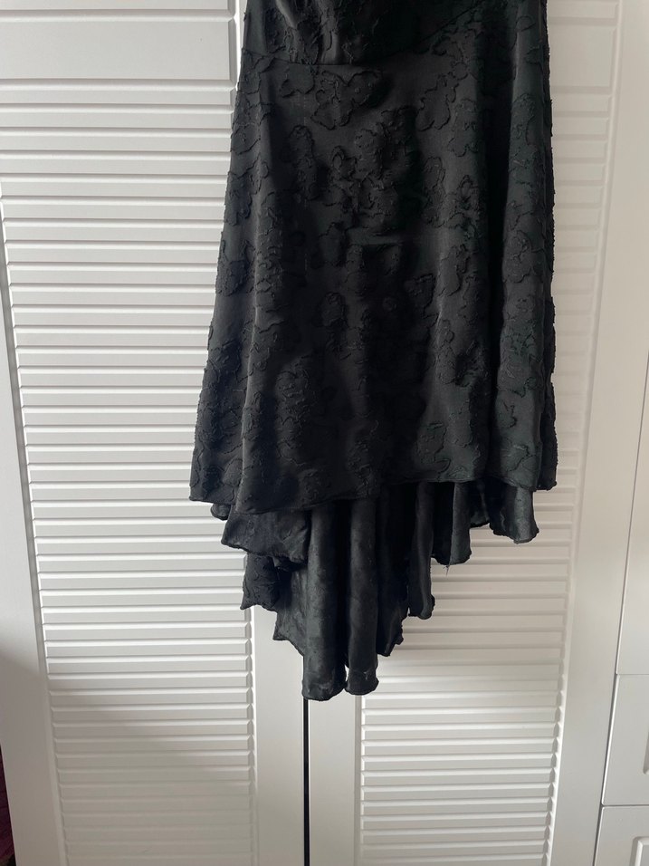 Uzun Siyah Drapeli Kadın Elbise - Görsel 3