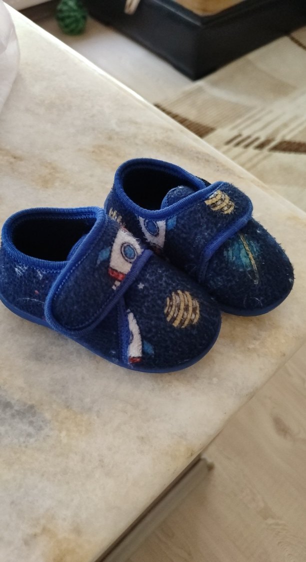 Mavi Nakışlı Erkek Çocuk Ev Terliği - Görsel 2