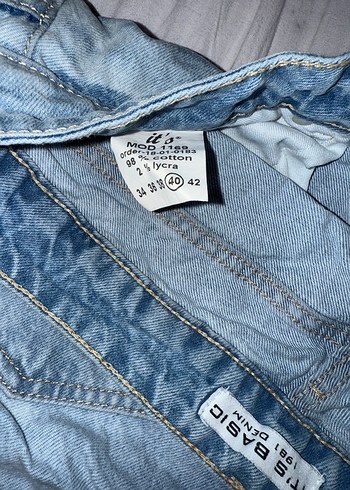 Nakışlı Mavi Mini Kot Şort - Görsel 4