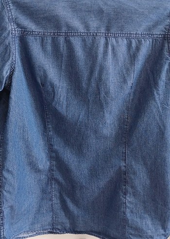 m Beden Düğmeli Mavi Denim Kadın Gömlek