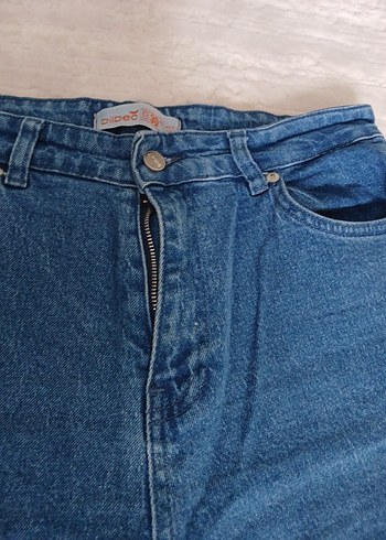 30 Beden mavi Renk Mavi Düğmeli Rahat Kesim Kadın Kot Pantolon