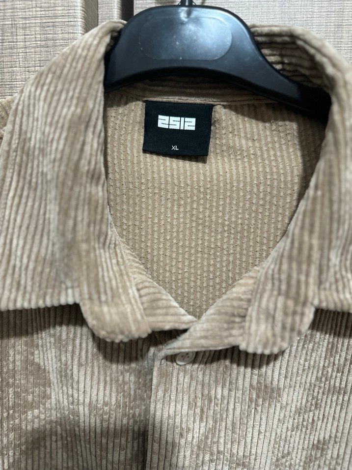 Düğmeli Kahverengi Erkek Kadife Gömlek - Görsel 4