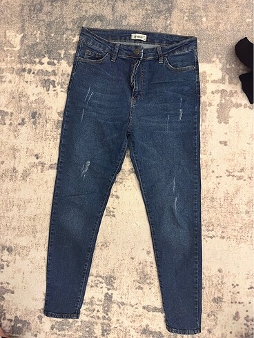 Ambar jeans