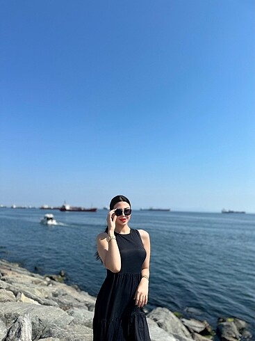 Siyah elbise