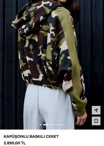 Bershka Kamuflaj Baskili Kapusonlu Ceket