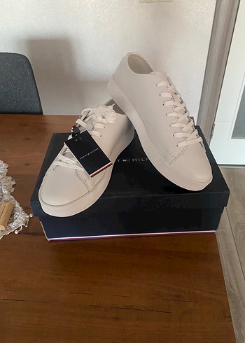 43 Beden Tommy Hilfiger Beyaz Erkek Spor Ayakkabı