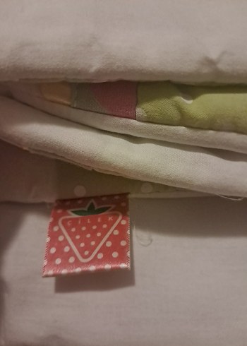 çilek mobilya yatak koruyucu ve yorganı - Görsel 5