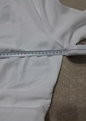 Beyaz V Yaka Kısa Tulum - Görsel 6
