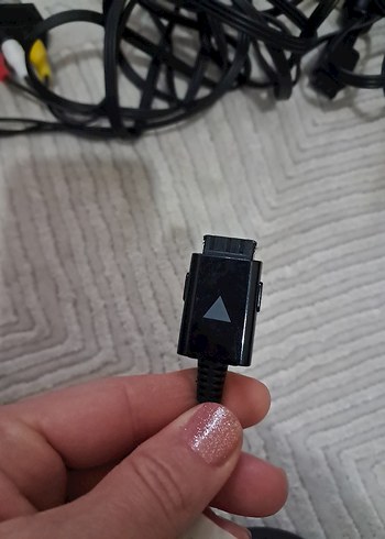 Gri Güvenlik Uyarılı Kablo - Görsel 4