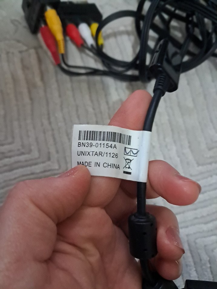 Gri Güvenlik Uyarılı Kablo - Görsel 3