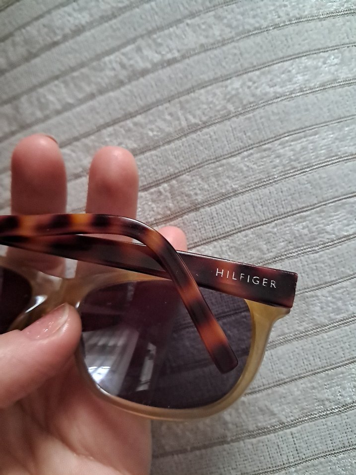 Tommy Şeffaf Bej Retro Kadın Güneş Gözlüğü - Görsel 3