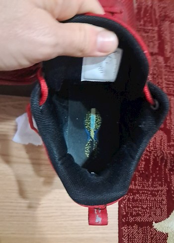 Kırmızı Bağcıklı Basketbol Ayakkabısı - Görsel 5