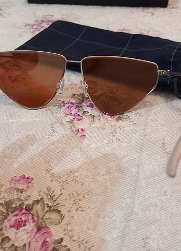 Pembemsi gozluk - Görsel 2