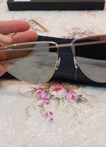 Pembemsi gozluk - Görsel 3