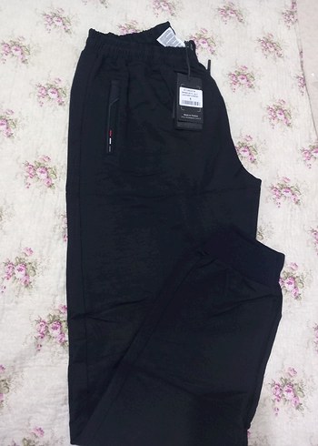 Fermuarlı Siyah Erkek  Eşofman Altı buyuk beden mevcutdur . - Görsel 4