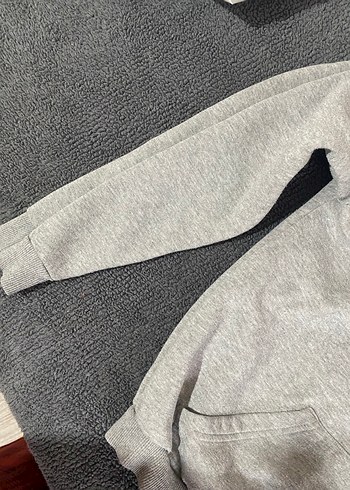 Gri Kapüşonlu Kadın Sweatshirt - Görsel 3