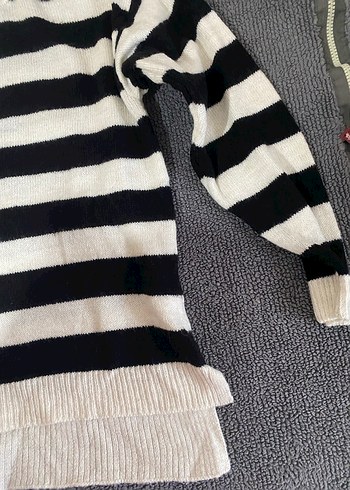 Kadın Siyah Beyaz Çizgili Triko Kazak - Görsel 3