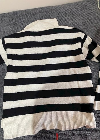 Kadın Siyah Beyaz Çizgili Triko Kazak - Görsel 6