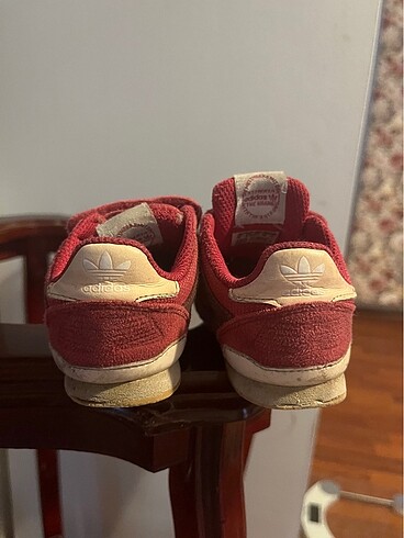 23 Beden Adidas ayakkabı