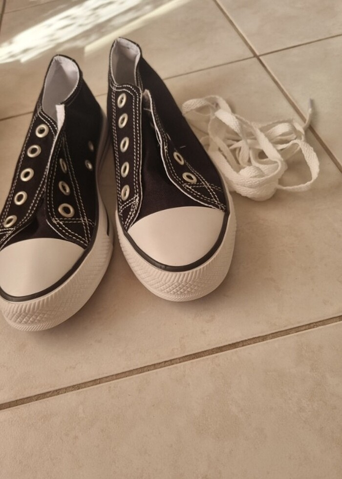 Converse ayakkabi.  - Görsel 2