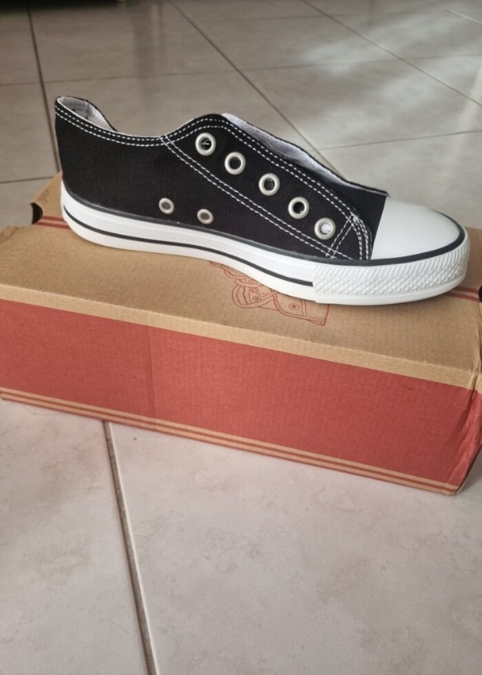 Converse ayakkabi.  - Görsel 3