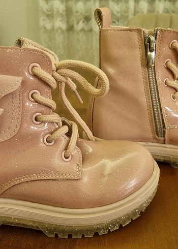 Pembe Parlak Kız Çocuk Botu - Görsel 2