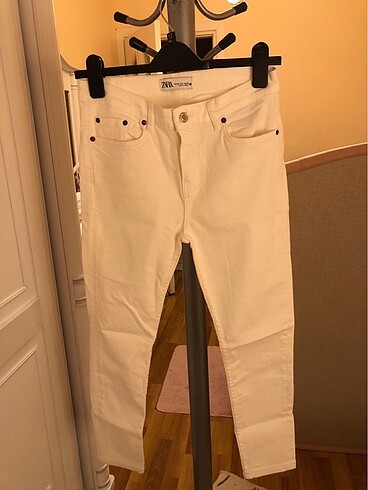 Zara skinny fit beyaz pantolon