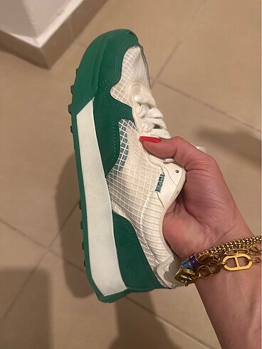 39 Beden beyaz Renk Zara Sneaker