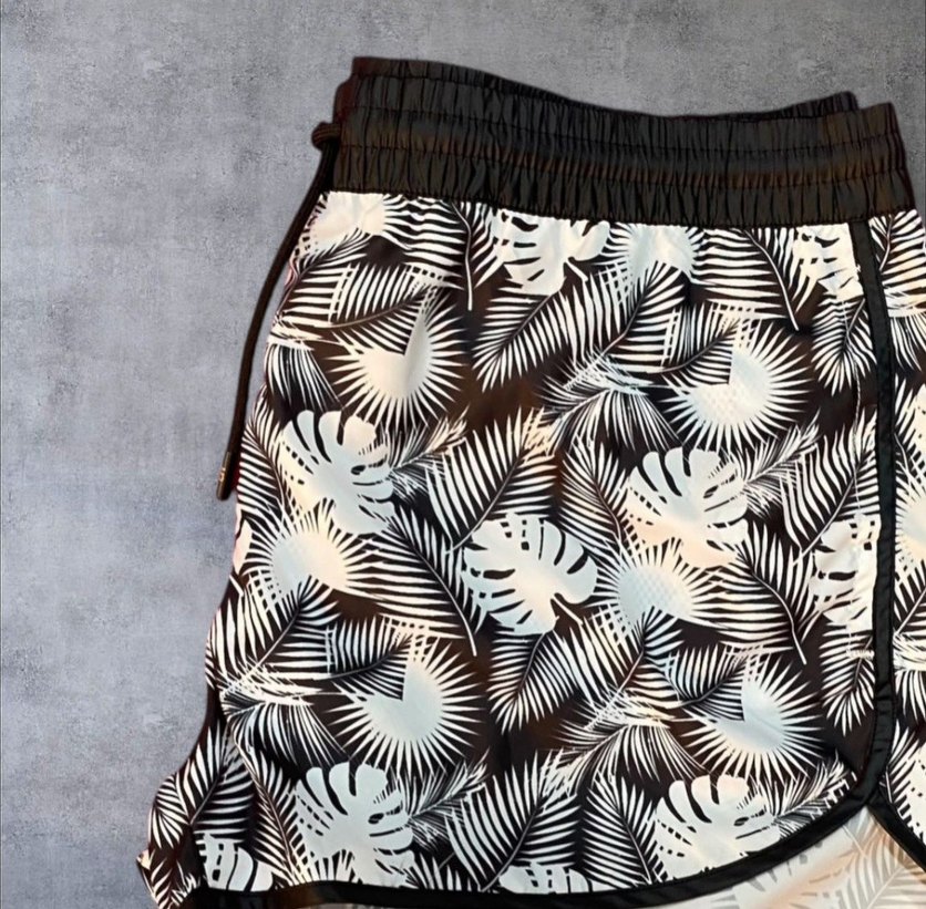 Desenli Erkek Deniz Şortu - Görsel 3