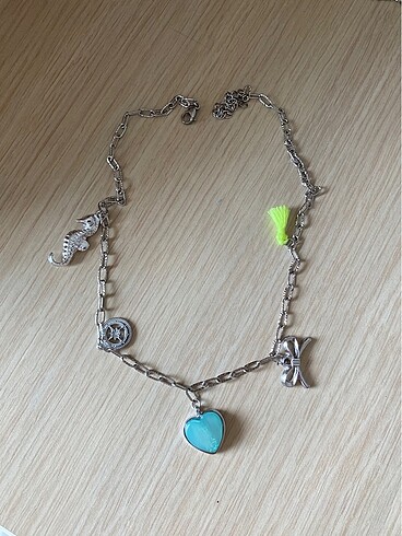 çelik charm kolye