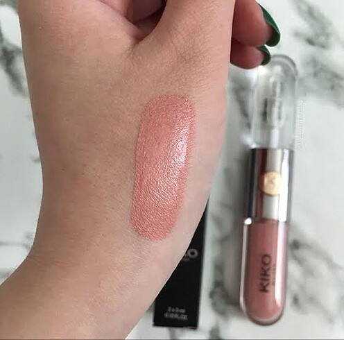 Kiko Kiko UNLIMITED DOUBLE TOUCH Ruj 102