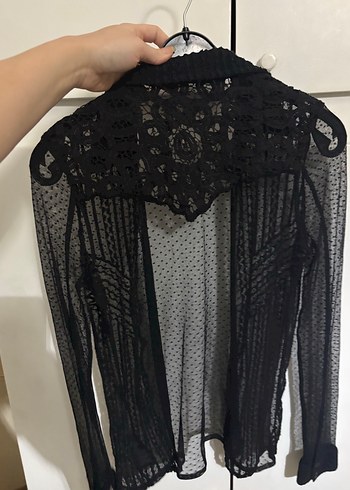s Beden Dantel Detaylı Siyah Guess Kadın Bluz