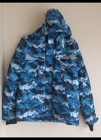 Lc waikiki kar montu