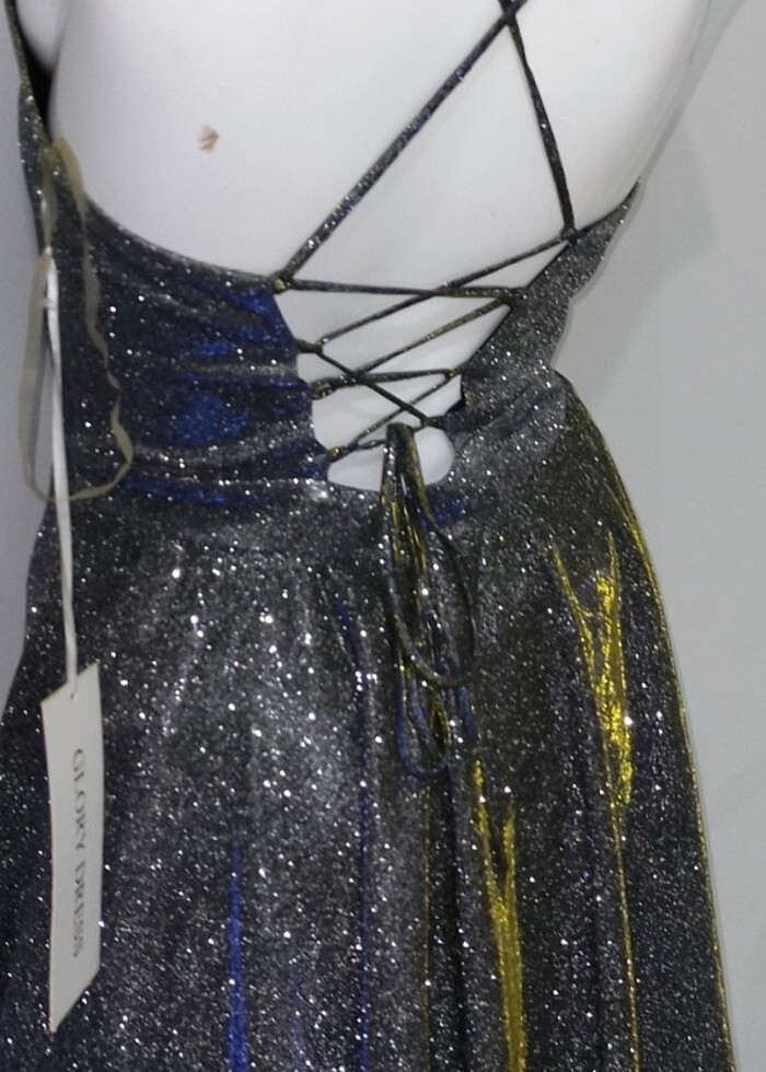 Simli Işıltılı Sırtı Çapraz İpli Abiye - Görsel 3