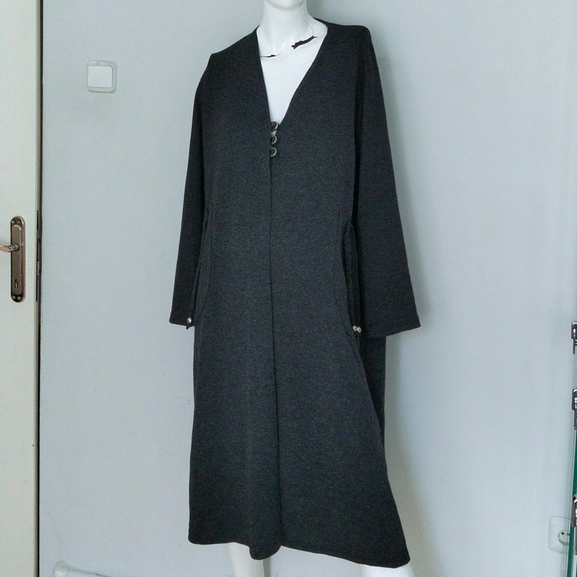 Gri Uzun Geniş Hırka 4 Beden Uzun Kollu - Görsel 2