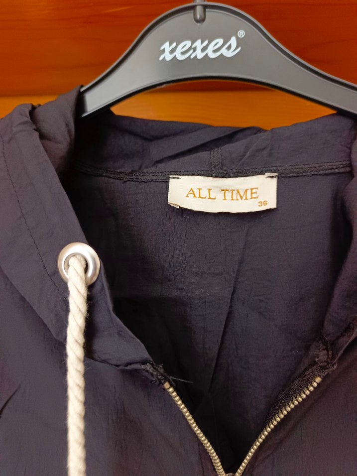 Kapüşonlu Kadın yağmurluk Ceket - Görsel 3