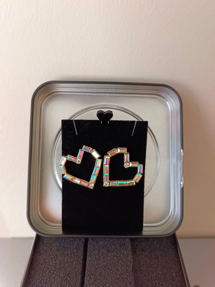 Renkli Payetli Mini Kalp Küpeler - Görsel 2