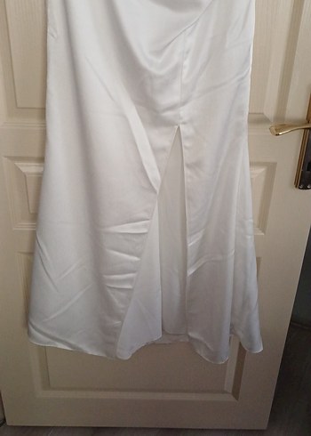 Uzun Kollu Beyaz Düz Kesim Gelinlik - Görsel 5