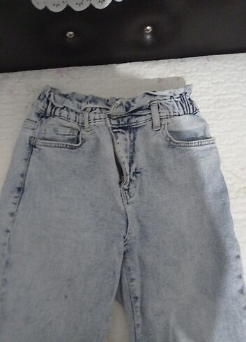 mom jean