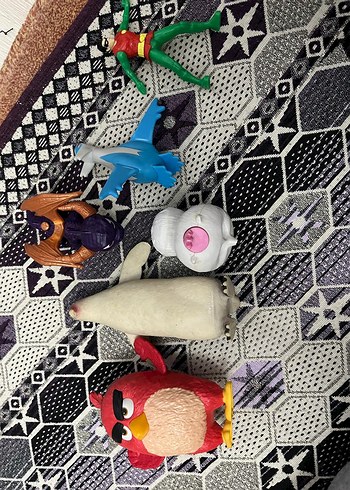 Renkli Çoklu Aksiyon Figürleri Seti - Görsel 2