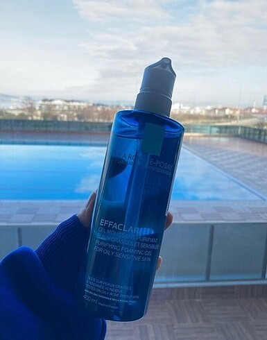 La roche yüz yıkama jeli