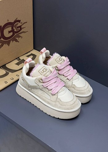 Ugg Krem Pembe Suet Sneaker