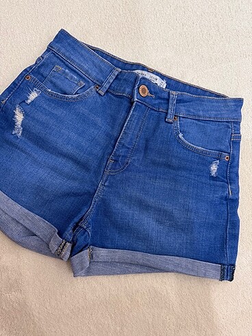 BERSHKA MİNİ ŞORT SIFIR TERTEMİZ YENİ