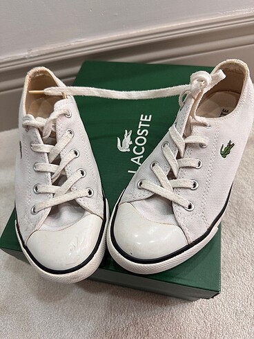 37 Beden LACOSTE SNEAKERS AZ KULLANILDI TEMİZ