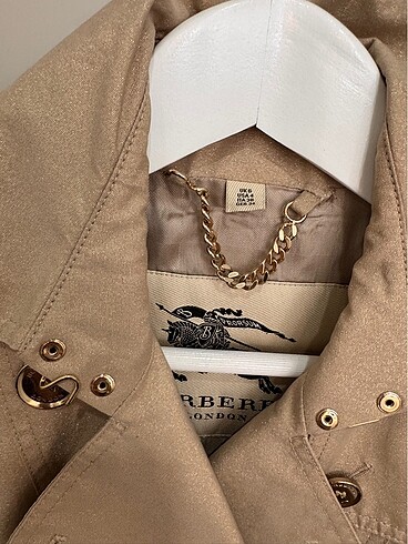 xs Beden BURBERRY PARLAK KUMAŞ TRENCHKOT