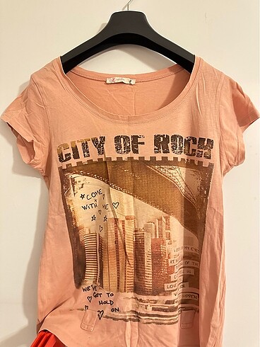 vintage tshirt