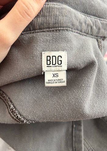 BDG gri kadife belden oturmalı gömlek - Görsel 5