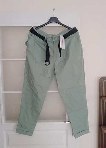 LC Waikiki LCW yeni etiketli bayan pantolon. 42 beden